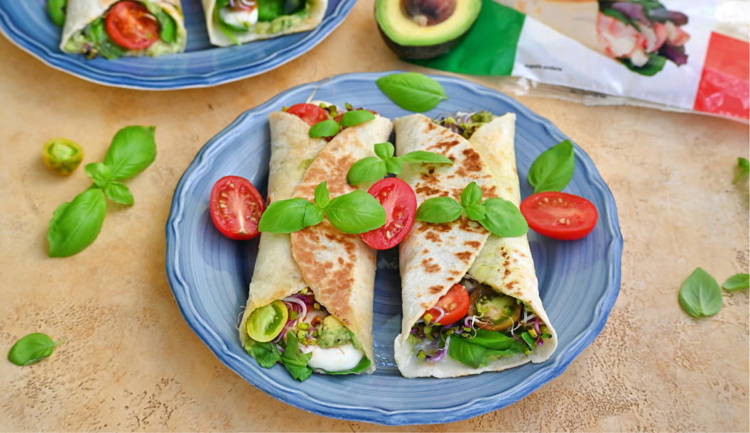 Przepis na Piadinę z Guacamole, Pomidorkami Cherry i Mozzarellą